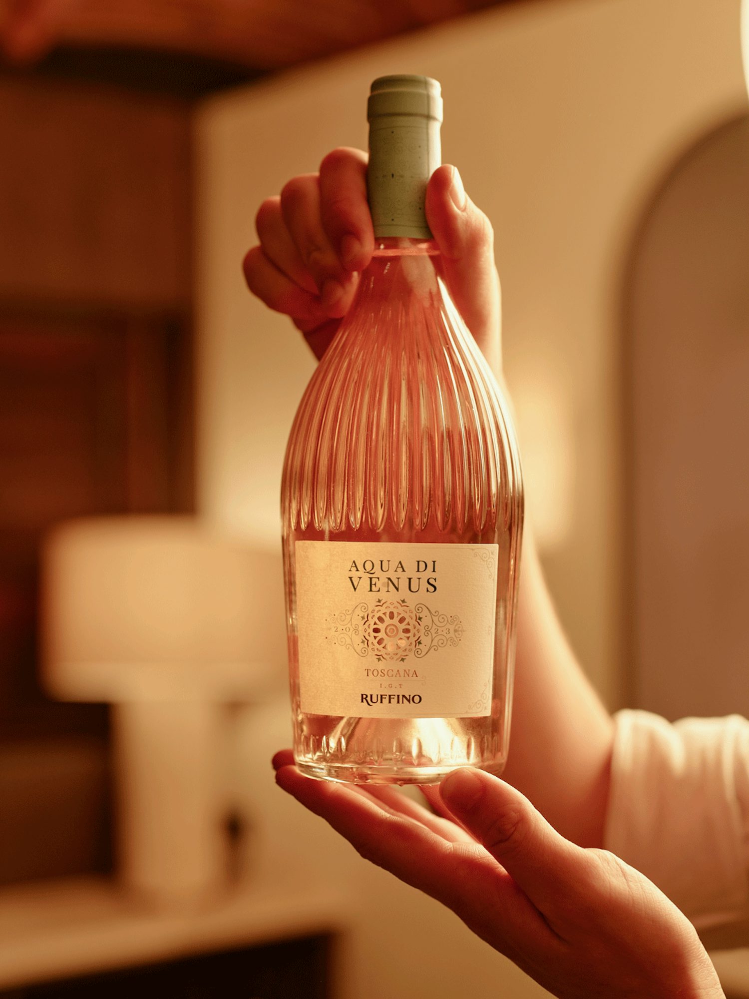 3500 PX JPEG NSP PRIVATEDINING 0120780