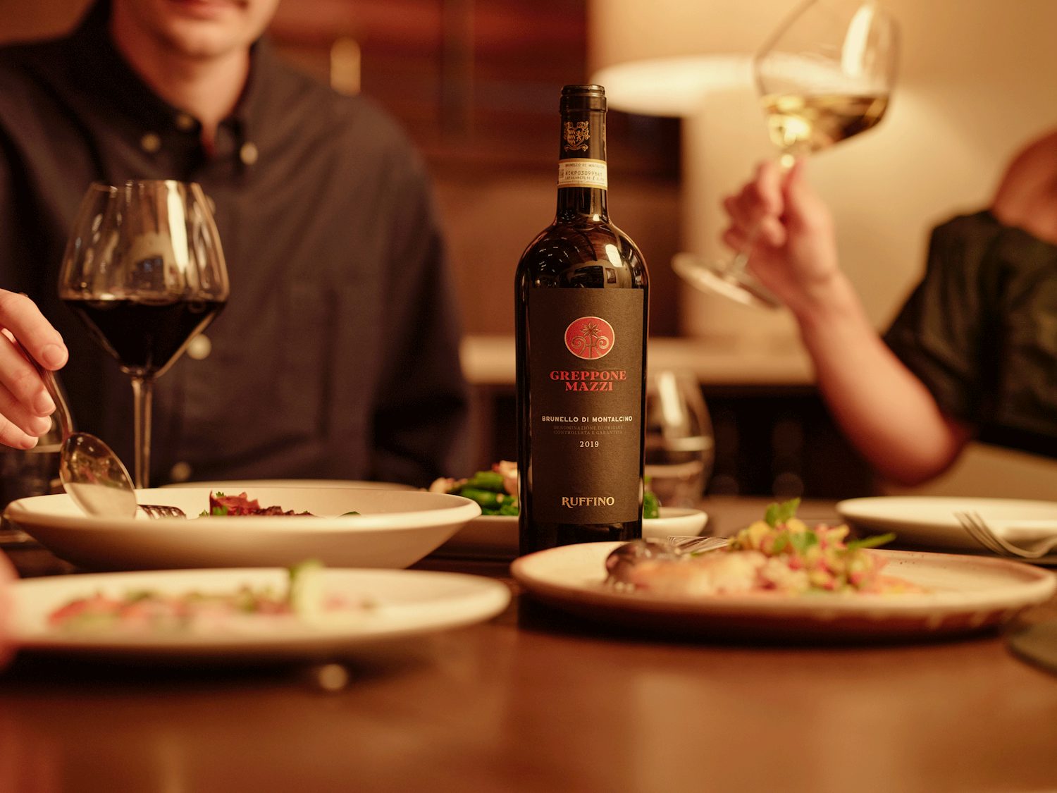 3500 PX JPEG NSP PRIVATEDINING 0120986