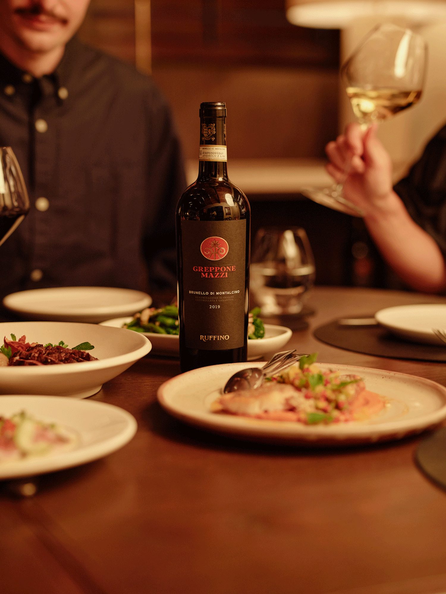 3500 PX JPEG NSP PRIVATEDINING 0121055