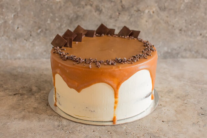 Salted caramel cake